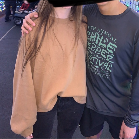 Abercrombie Puff Sleeve Sweatshirt Crewneck Large Camel Brown - Picture 4 of 4